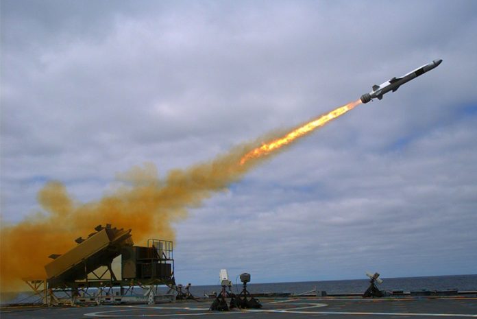 raytheon-naval-missile-strike
